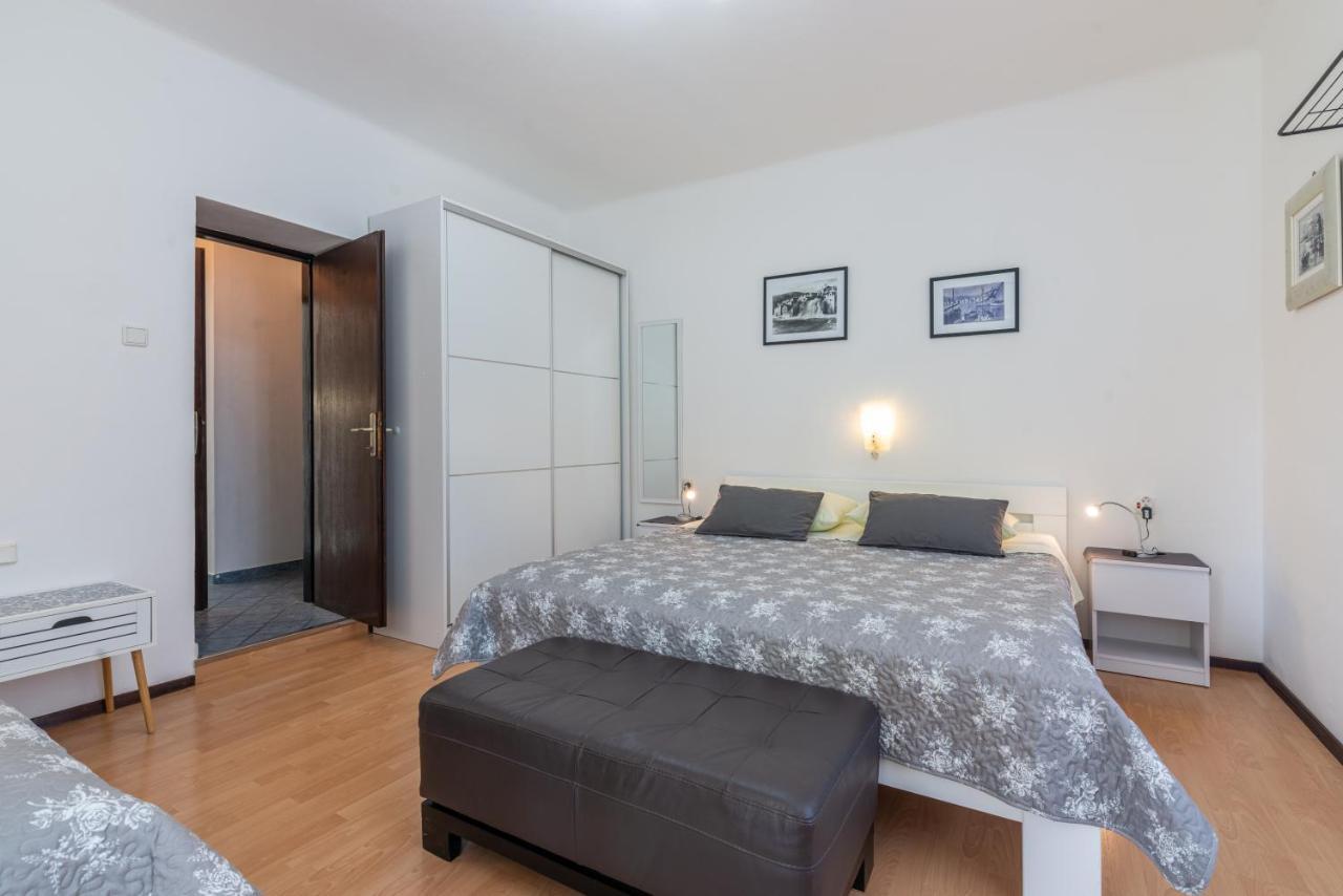 Apartment Luiza With Terrace Baška Dış mekan fotoğraf