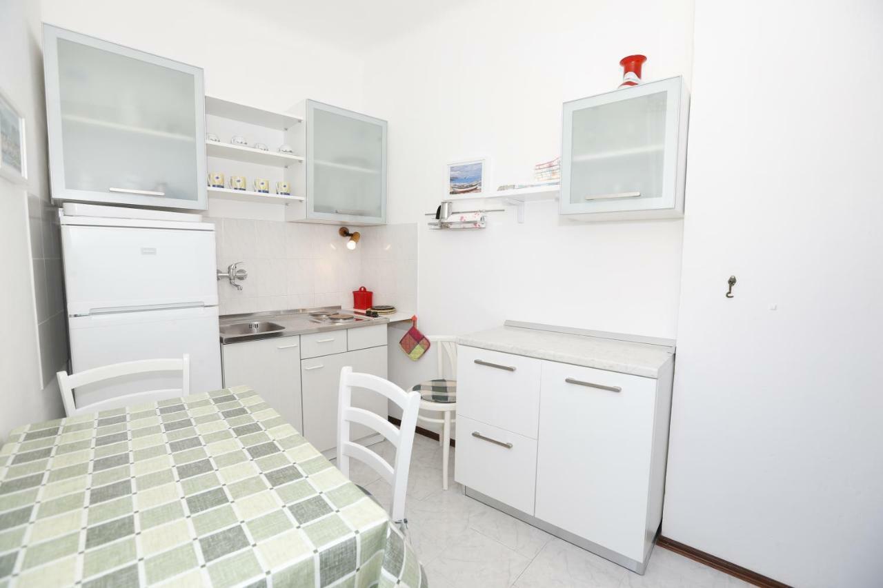 Apartment Luiza With Terrace Baška Dış mekan fotoğraf